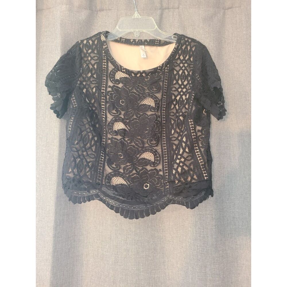 Black lace crop top